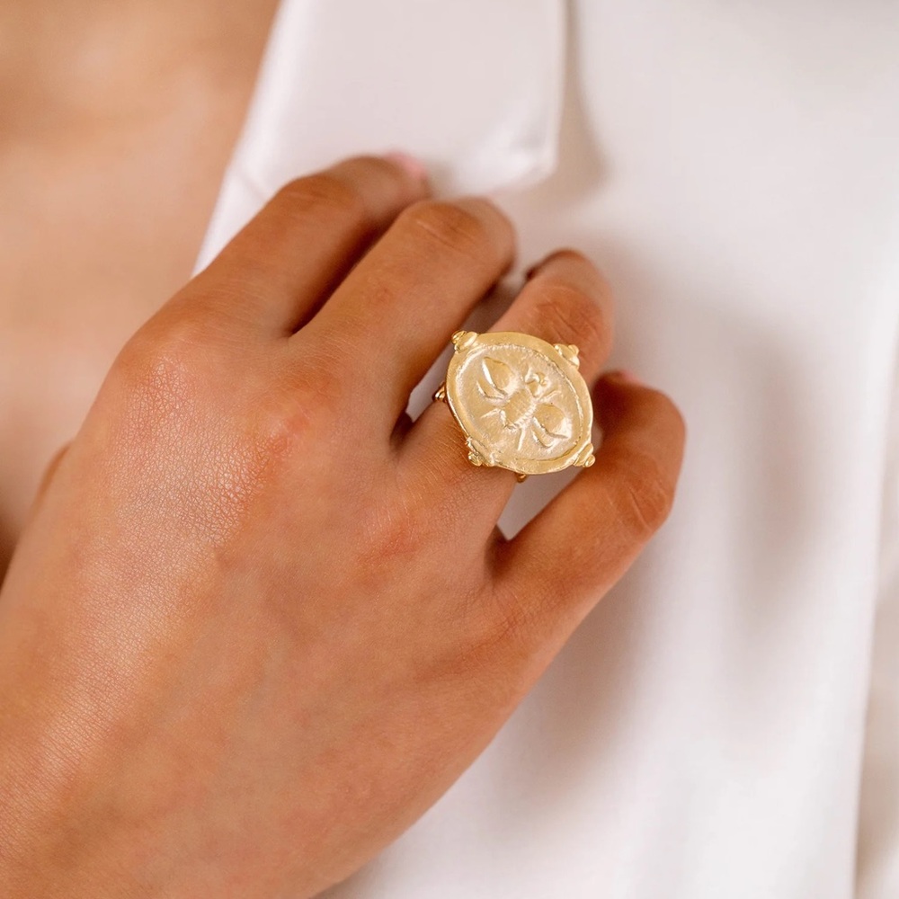 Susan Shaw Bee Intaglio Ring